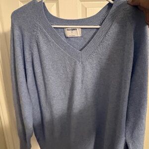 Old Navy Women's Light Blue V-Neck Sweater
